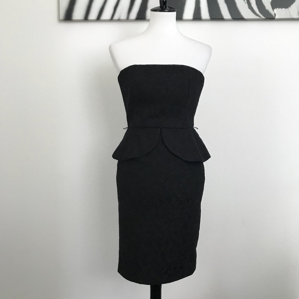 REDUCED! NWOT GORGEOUS WHBM LACE PEPLUM DRESS